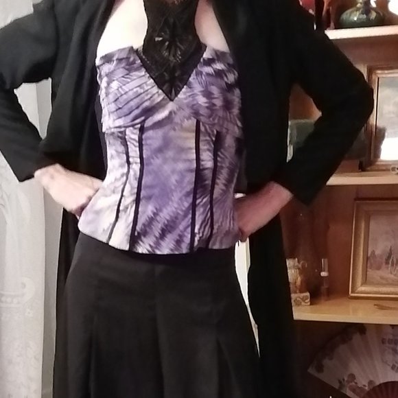 Corset style halter top - Picture 1 of 8